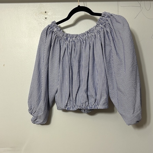 ByTogether Catalina Stripe Button Down in Blue/White Size Small - Picture 5 of 5